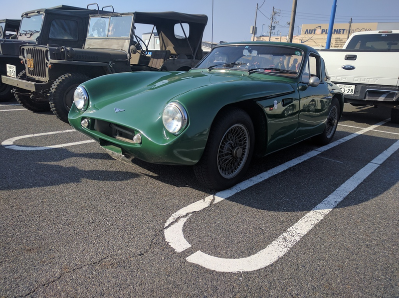 Illustration for article titled Cars and Coffee, Nagoya: Lazy cell phone pics edition